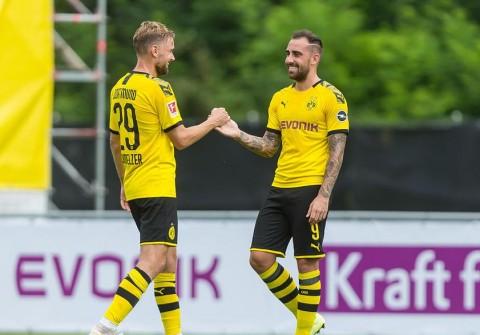  拜仁铁卫乌龙送礼，客场险平奥格斯堡丢榜首  